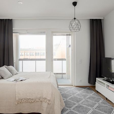 2Br Design Home 400 M From Train Station Tikkurila Βάνταα Εξωτερικό φωτογραφία